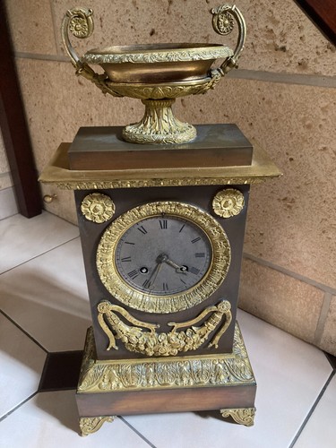 Pendule borne bronze - borne,
